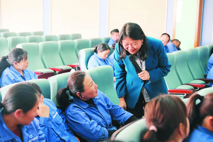 义城街道：女工学堂助力快乐职场